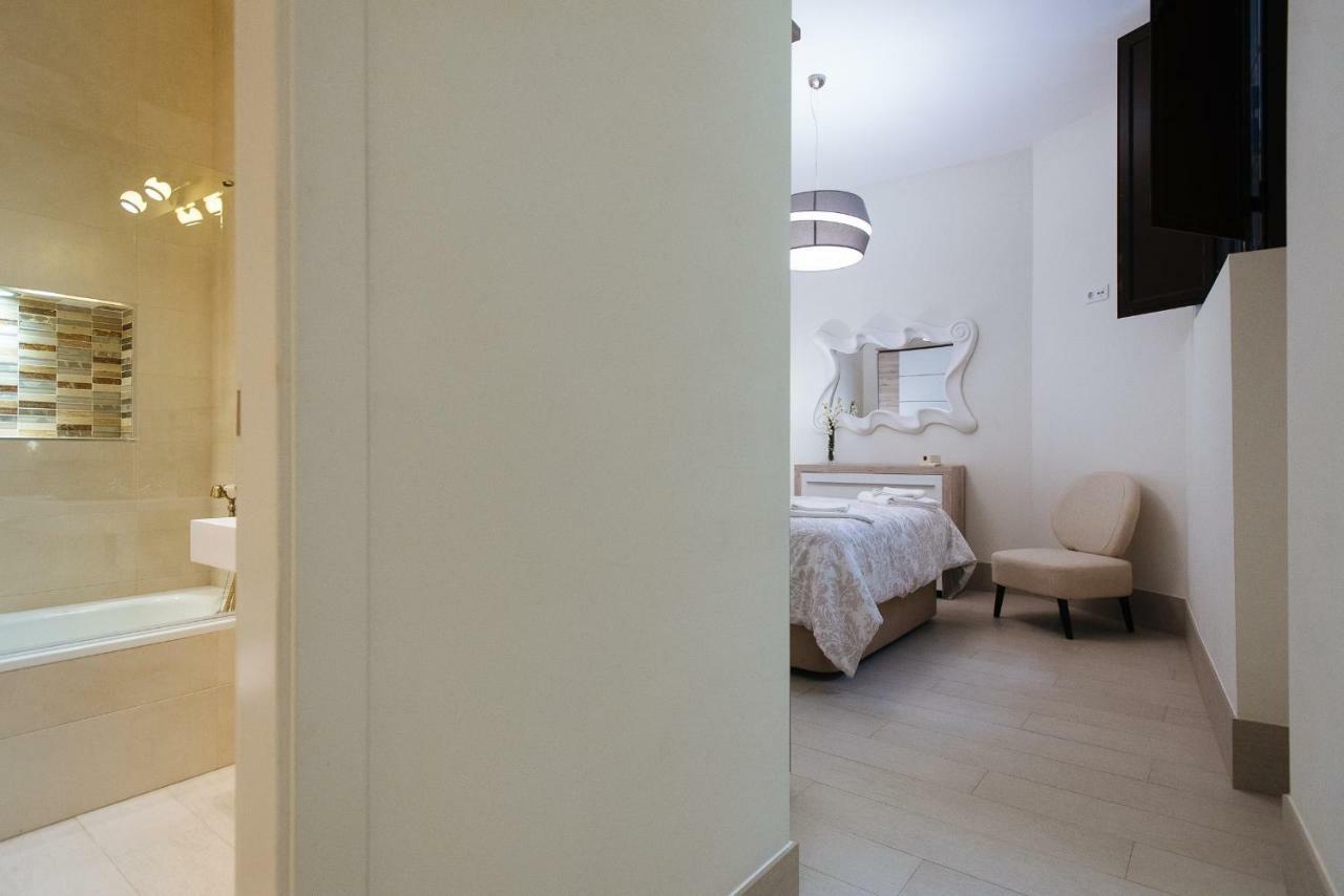 Luxury Apartment Penuelas Free Parking Sevilla Dış mekan fotoğraf