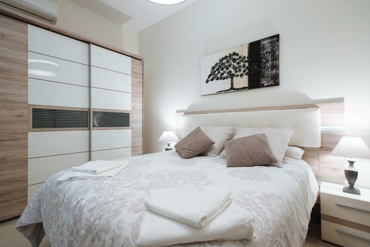 Luxury Apartment Penuelas Free Parking Sevilla Dış mekan fotoğraf